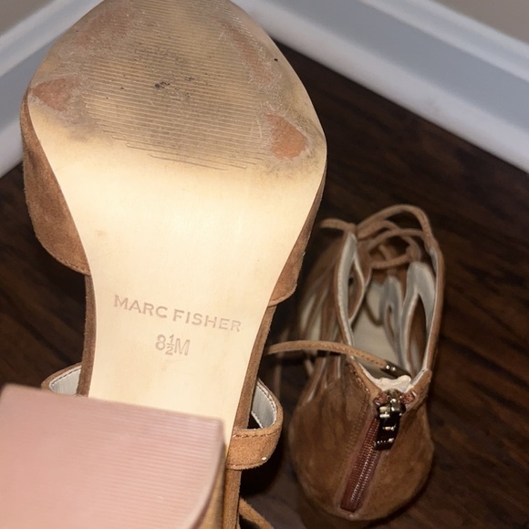 MARC FISHER Shellie Suede Pump - Size 8.5 - Picture 10 of 12